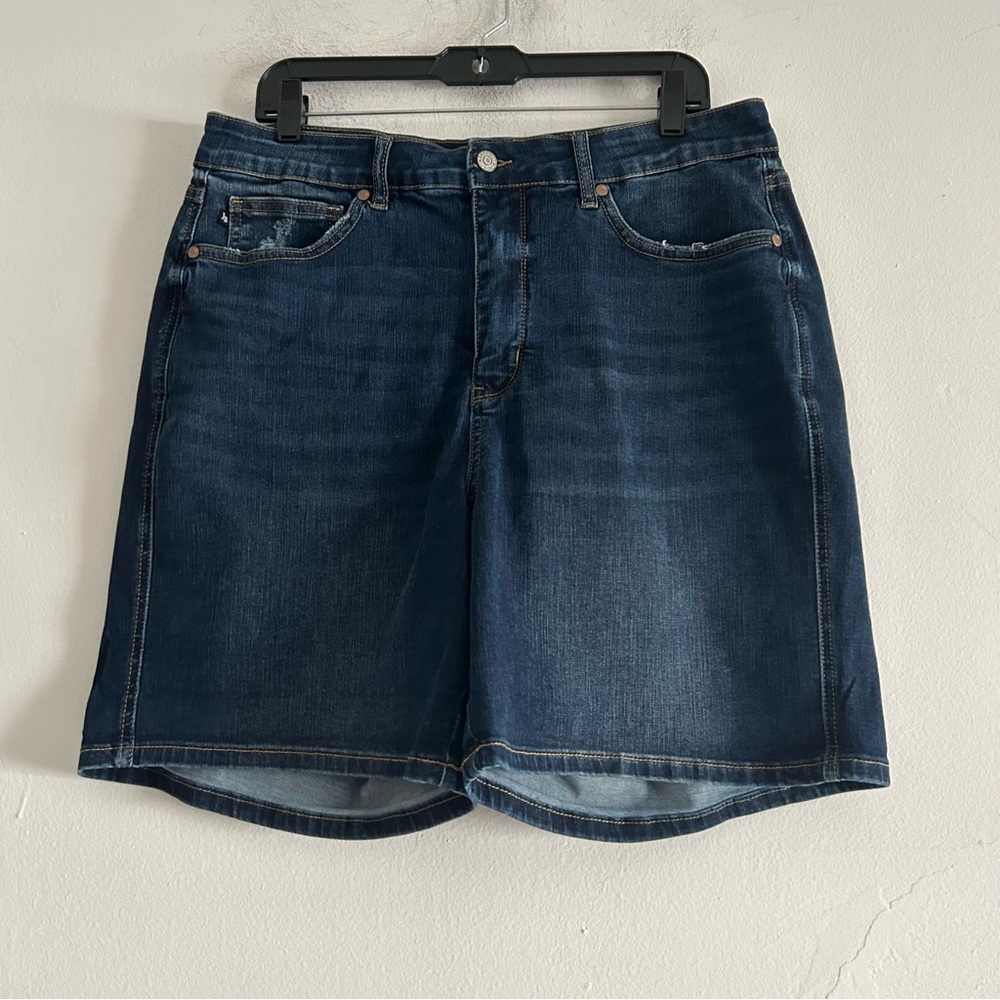 Judy Blue Dark Wash Bermuda Denim Jean Shorts Size 2XL Stretch Summer Casual